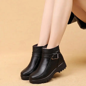 Bota Feminina Impermeável Forrada